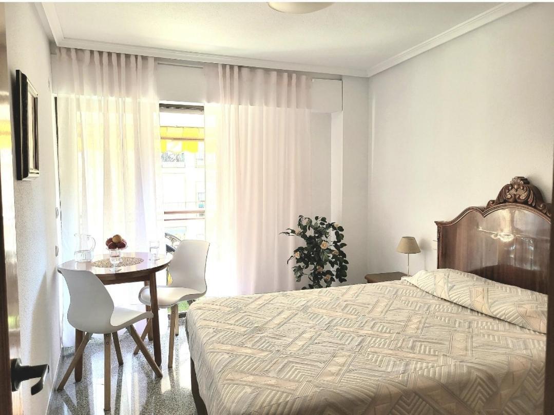 Amistosa, Habitacion Con Balcon, Alicante, Playa, Centro, Rambla, Mercado Apartment Exterior photo